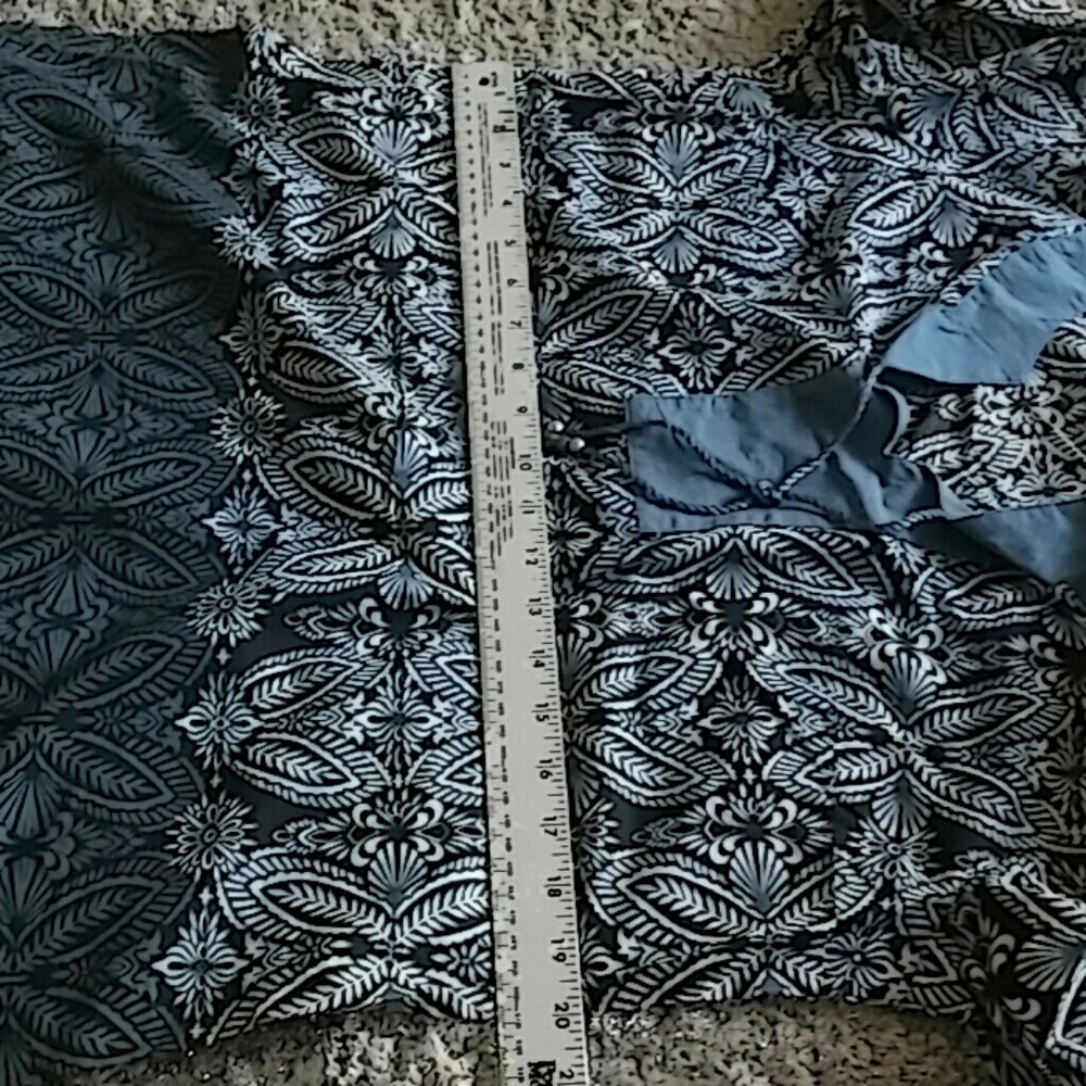 Sagharbor casual/party blouse - Picture 7 of 8